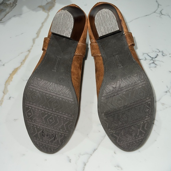 American Eagle Heeled Ankle Boots, Brown, Size 9.5 - Picture 11 of 11